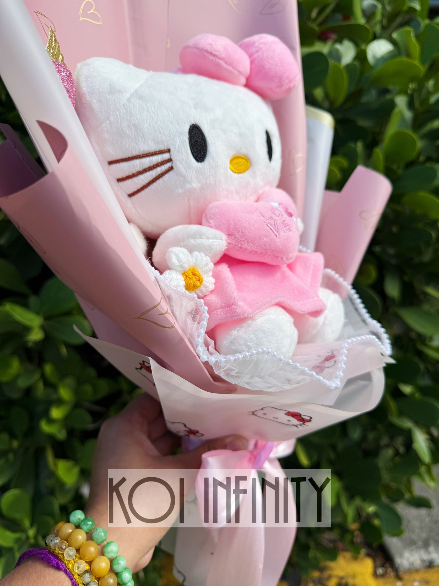 Pink Valentine Hello Kitty Love Plushie Bouquet